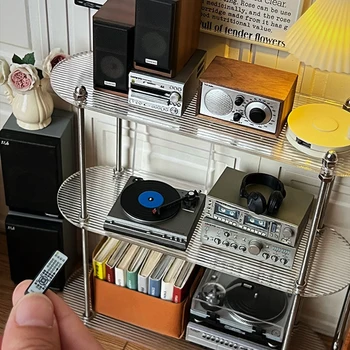 1Pcs Lutka Hiša Mininature Retro Radio Audio Player Simulacije Mini Pohištvo Model DIY Lutke Dnevna Soba Scena Dekoracijo